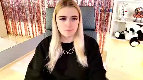stef_nicks online show from 07.17.26