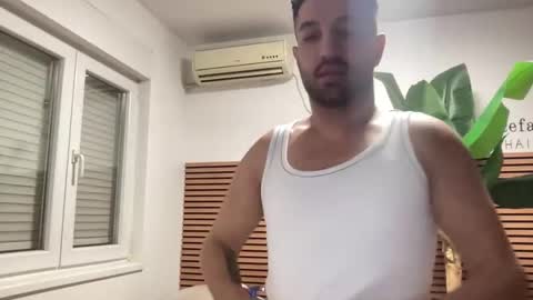 Snapshot of stefan0504 chatting on 12.15.25 stefan0504 online show from 12.15.25