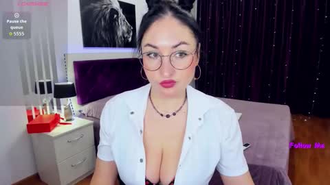 StefanaWinter online show from 04.25.26