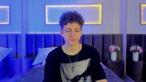 Esrefan online show from 02.28.26