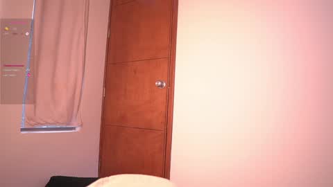 Stafania 3 online show from 01.08.25