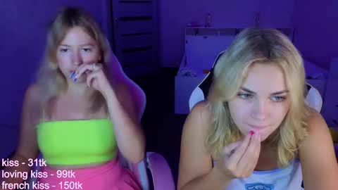stefany_and_bettany online show from 09.10.25