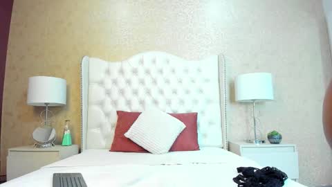 stefany_carterrr online show from 03.04.26