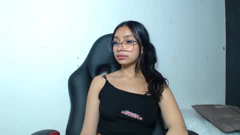 Stefanny lopez online show from 03.11.25