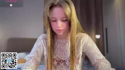 Snapshot of steffi_meoww chatting on 05.09.26 STEFI Streams every day from 10 PM GTM1 online show from 05.09.26