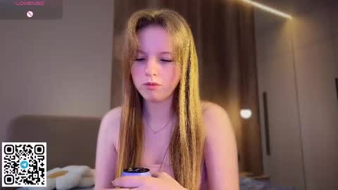 Snapshot of steffi_meoww chatting on 05.21.26 STEFI Streams every day from 10 PM GTM1 online show from 05.21.26