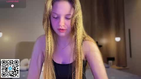 Snapshot of steffi_meoww chatting on 05.25.26 STEFI Streams every day from 10 PM GTM1 online show from 05.25.26
