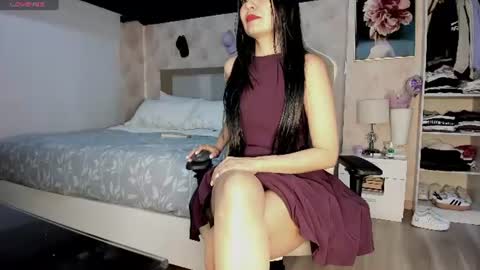 Snapshot of stefi_alizon chatting on 07.18.26 Zuly online show from 07.18.26