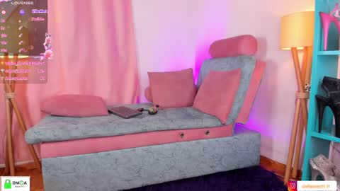 StefBri online show from 02.20.25