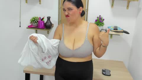 Stefy  online show from 04.29.26