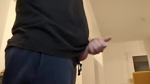 Snapshot of steha1975 chatting on 11.04.25 steha1975 online show from 11.04.25