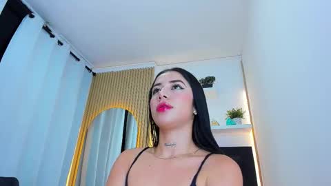 Steisy online show from 12.22.25