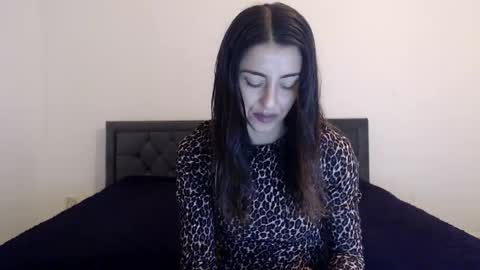 Snapshot of stella_john chatting on 10.01.25 Stella John online show from 10.01.25