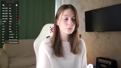 Snapshot of stella_of_steel chatting on 09.11.25 Stella online show from 09.11.25