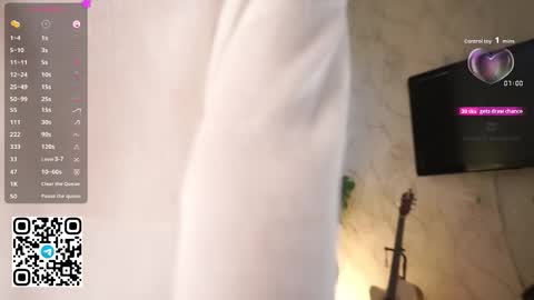 Snapshot of stella_of_steel chatting on 10.17.25 Stella online show from 10.17.25