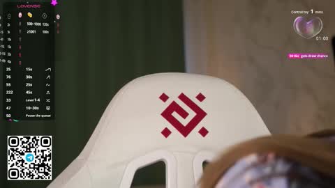 Snapshot of stella_of_steel chatting on 11.19.25 Stella online show from 11.19.25