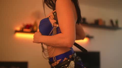 Stella online show from 12.17.24