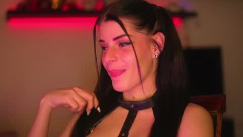 Stella online show from 01.13.25