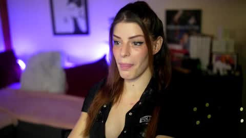 Stella online show from 10.13.25