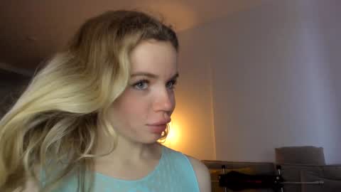 Asella online show from 12.15.24