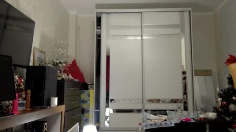 stella_walters online show from 01.12.25