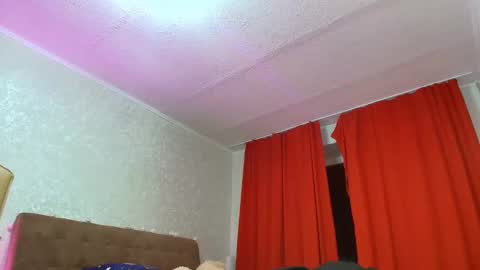 stella_walters online show from 04.05.26