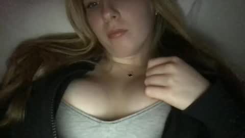 Snapshot of stelladams chatting on 12.12.24 stelladams online show from 12.12.24