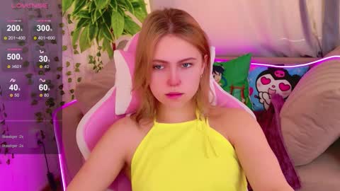 Stella 3 online show from 11.28.25