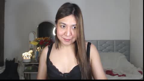 Stella online show from 12.04.25