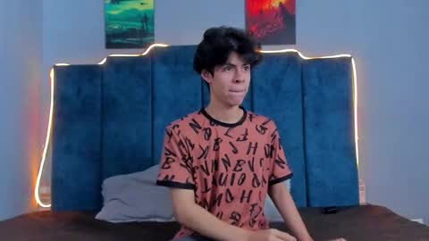 Snapshot of stellar_fox chatting on 12.17.25 Ethan online show from 12.17.25