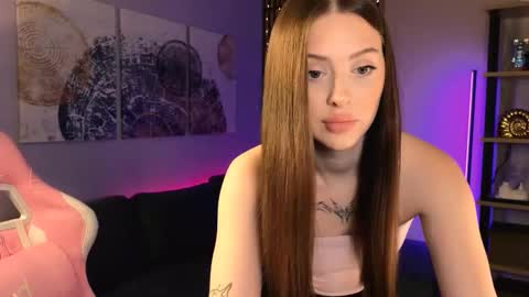 Snapshot of stellary_shy chatting on 02.08.26 Stellary online show from 02.08.26