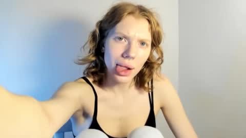 S T E L L A online show from 11.13.25