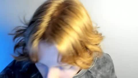 Snapshot of stellaswen chatting on 01.07.26 S T E L L A online show from 01.07.26