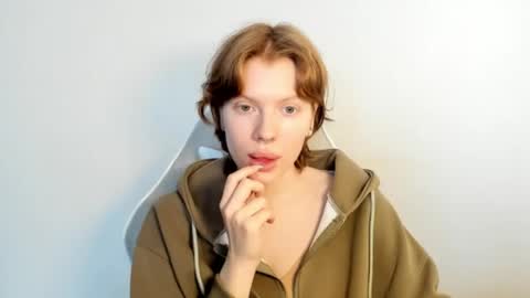 Snapshot of stellaswen chatting on 02.03.26 S T E L L A online show from 02.03.26