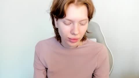 Snapshot of stellaswen chatting on 02.04.26 S T E L L A online show from 02.04.26