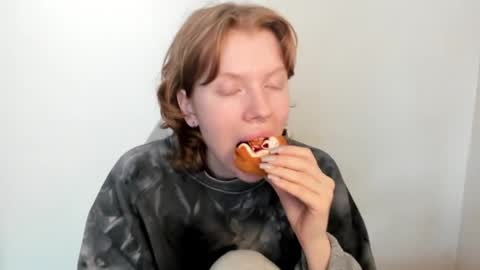 Snapshot of stellaswen chatting on 02.23.26 S T E L L A online show from 02.23.26