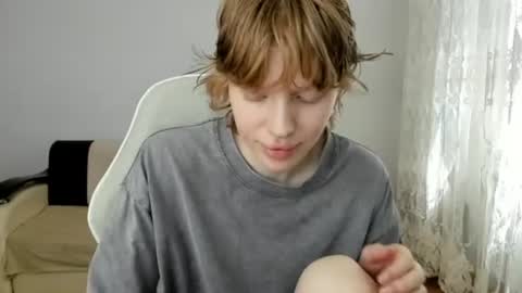 S T E L L A online show from 06.17.26