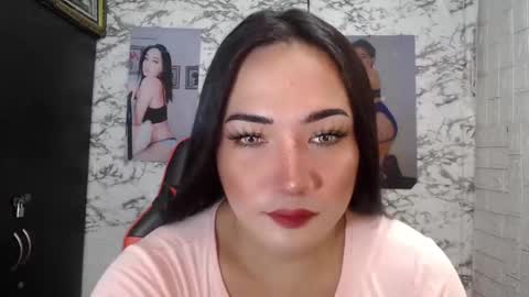 Snapshot of stellaven chatting on 01.10.25 Stellaven online show from 01.10.25