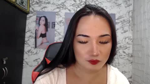Snapshot of stellaven chatting on 01.15.25 Stellaven online show from 01.15.25