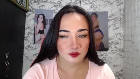 Snapshot of stellaven chatting on 02.15.25 Stellaven online show from 02.15.25