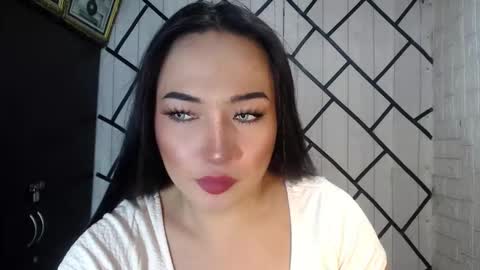 Snapshot of stellaven chatting on 10.02.25 Stellaven online show from 10.02.25