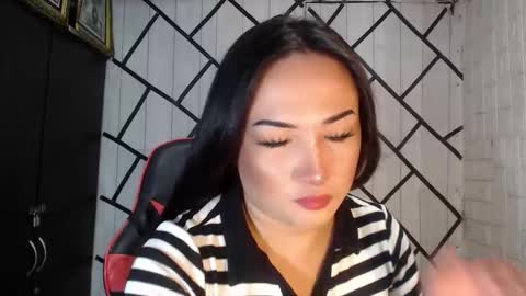 Snapshot of stellaven chatting on 10.27.25 Stellaven online show from 10.27.25