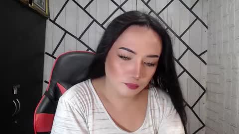 Snapshot of stellaven chatting on 11.10.25 Stellaven online show from 11.10.25