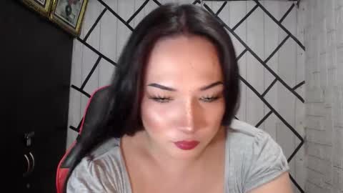 Snapshot of stellaven chatting on 12.03.25 Stellaven online show from 12.03.25