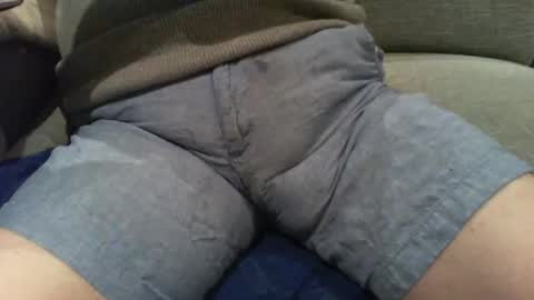 Snapshot of stemee chatting on 01.14.26 marriedsecretcrotchwatcher online show from 01.14.26