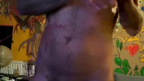 Snapshot of stenlyvrbich chatting on 03.09.25 lee online show from 03.09.25