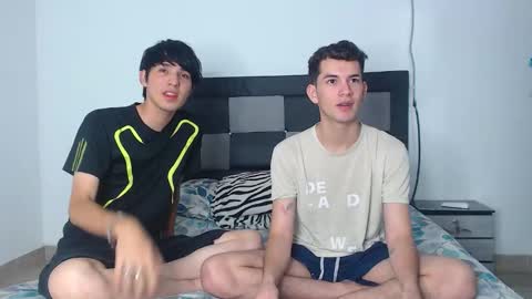 Snapshot of stepben_and_daniel chatting on 03.12.26 Stepben and Daniel online show from 03.12.26