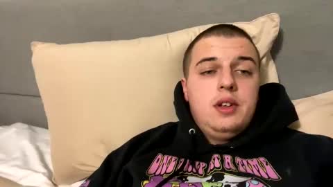 Honestly Im a slut I have a high sex drive and I love talking to people off this platform  online show from 01.14.25