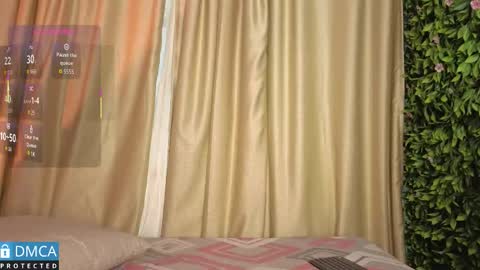 Snapshot of stepha_ chatting on 10.06.25 Stepha online show from 10.06.25