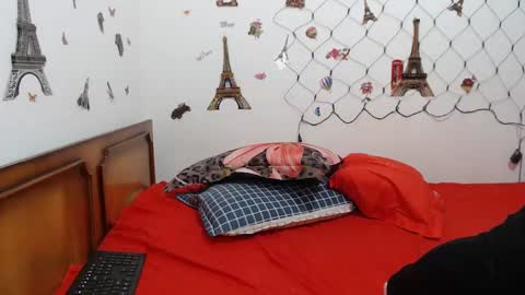 Stephanie   online show from 01.21.25